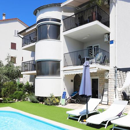 Apartments Skandi1 Малинска Экстерьер фото