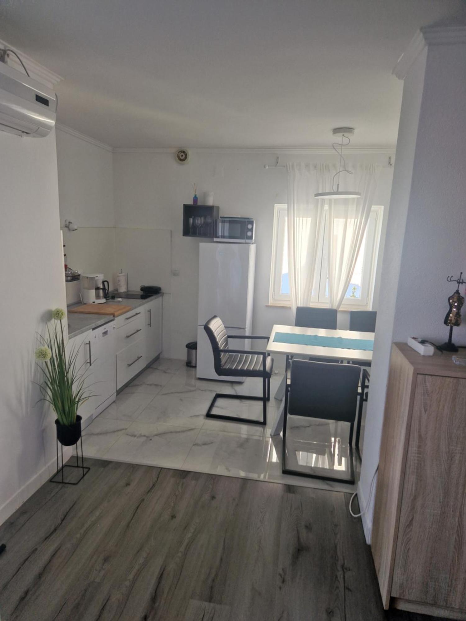 Apartments Skandi1 Малинска Экстерьер фото