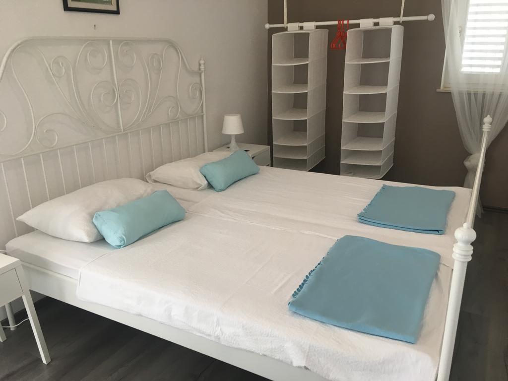 Apartments Skandi1 Малинска Экстерьер фото