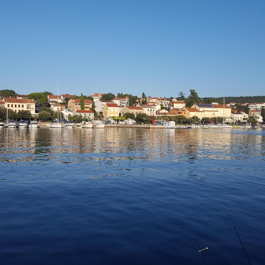Apartments Skandi1 Малинска Экстерьер фото
